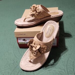 Tan Women's Sandals~~ I ❤️ Comfort Brand